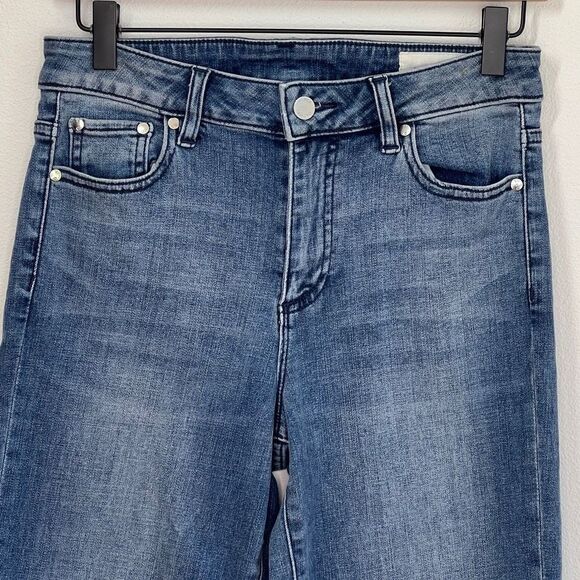 Vince Camuto Studded Frayed Hem Jeans - 26 - Preloved - Picture 2 of 16